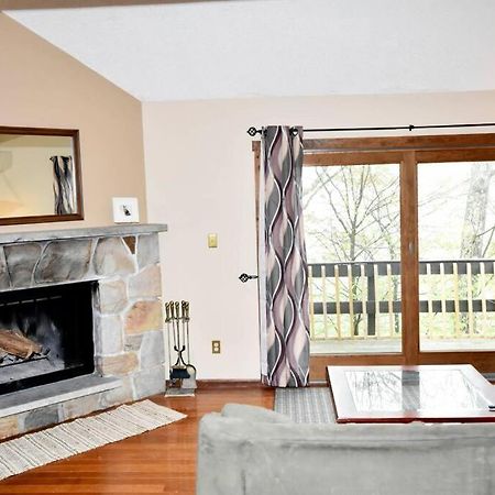 3-Bedroom Vacation Home Steps To Camelback Ski Area Ski-In Ski-Out Crescent Lake Exteriör bild