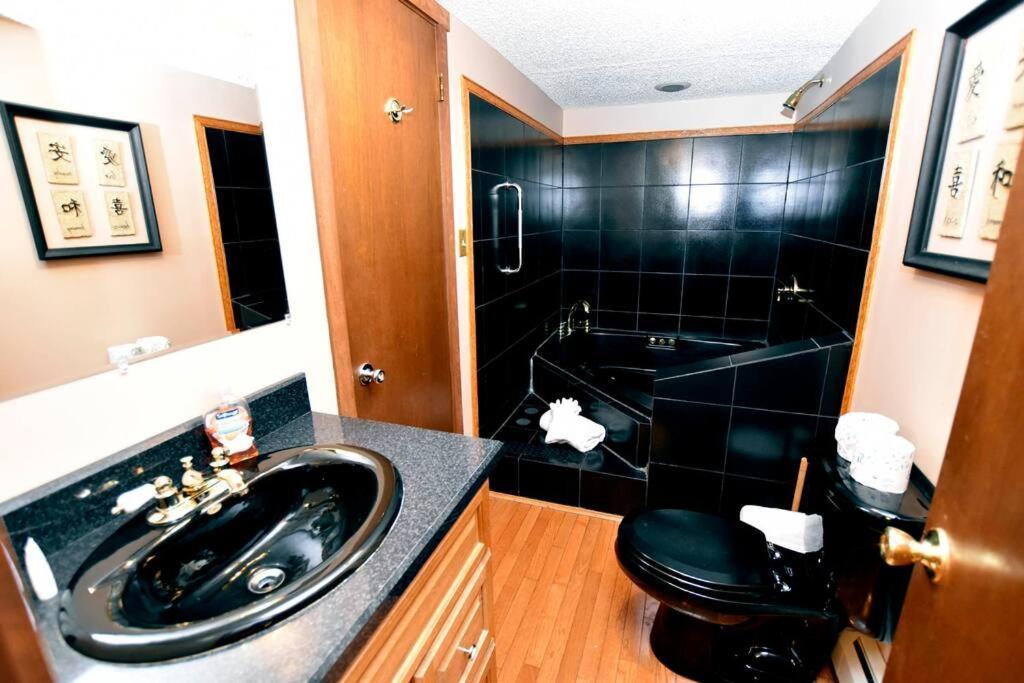3-Bedroom Vacation Home Steps To Camelback Ski Area Ski-In Ski-Out Crescent Lake Exteriör bild
