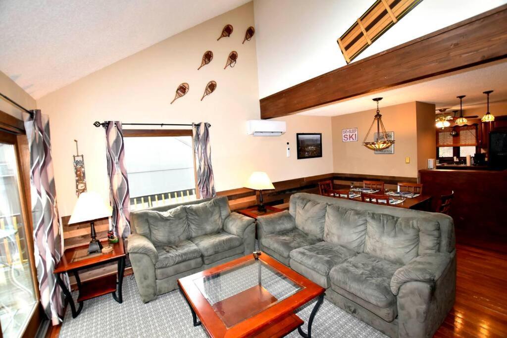 3-Bedroom Vacation Home Steps To Camelback Ski Area Ski-In Ski-Out Crescent Lake Exteriör bild